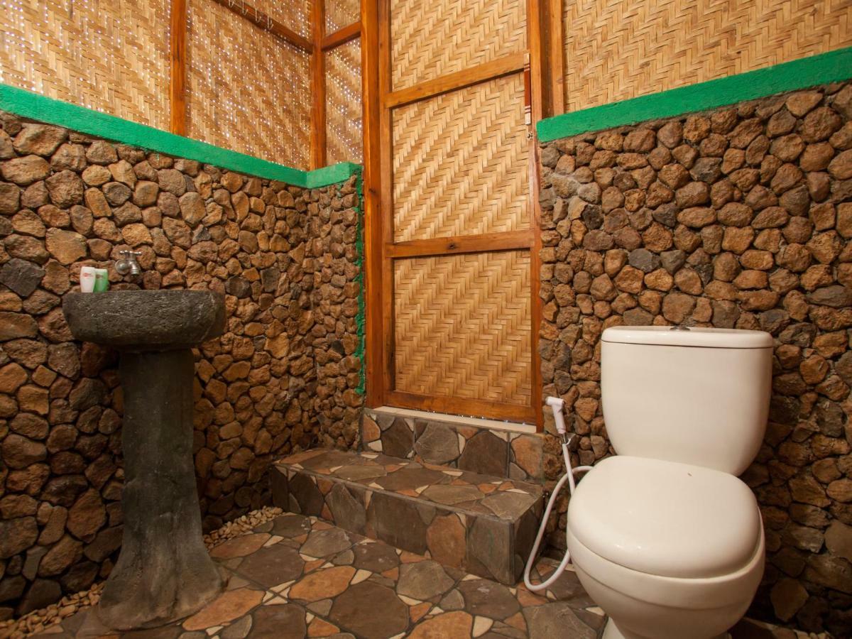 Hotel Reddoorz Near Banyuwangi Kota Train Station Extérieur photo